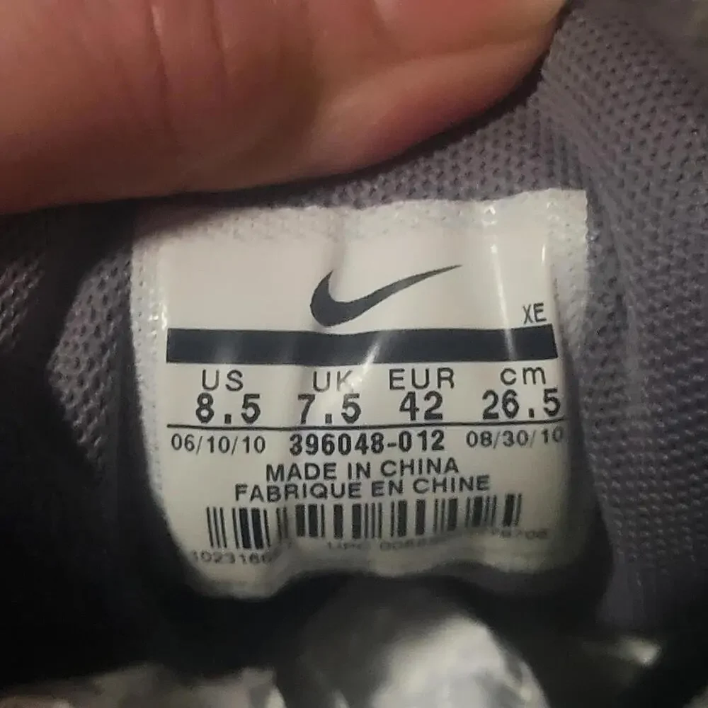 Nike lightweight daily